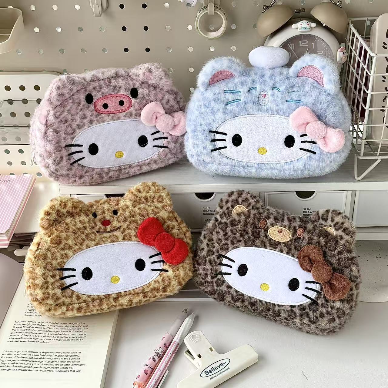 New Sanrio's Leopard Print Hel - Pencil Case Large 리뷰 및 가격