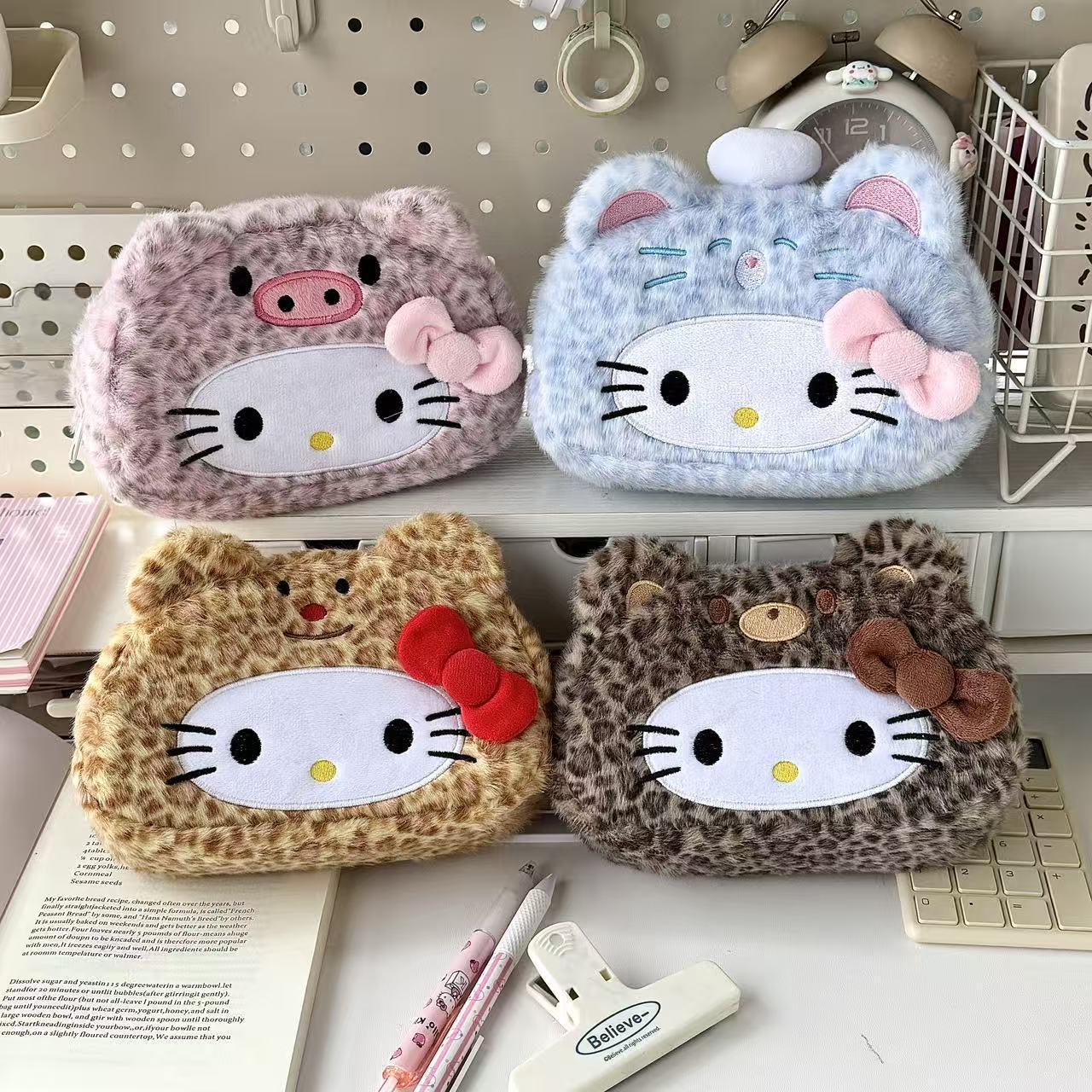 New Sanrio's Leopard Print Hel - Pencil Case Large 리뷰 및 가격